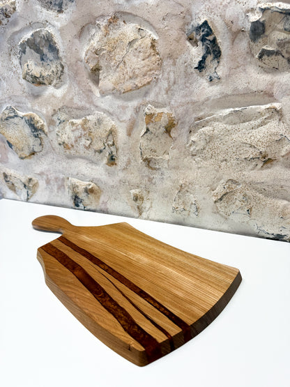 Planche apéritive en Orme - Terre d'Ambre