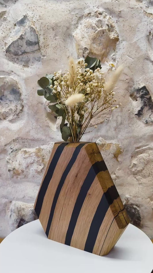 Vase en chêne - Onyx